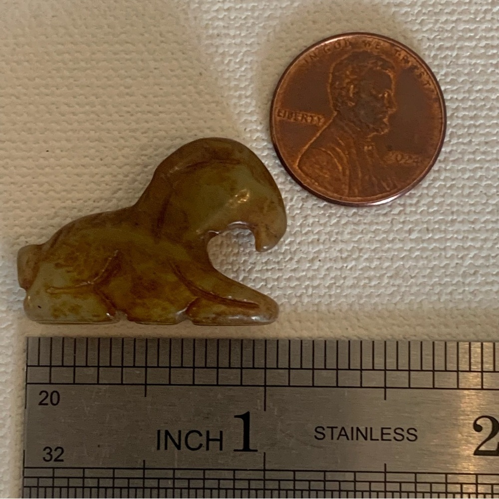 Hand Carved Jade Chinese Zodiac Ram Drilled Animal Bead Stone Figurine 20th C. - Picture 16 of 16